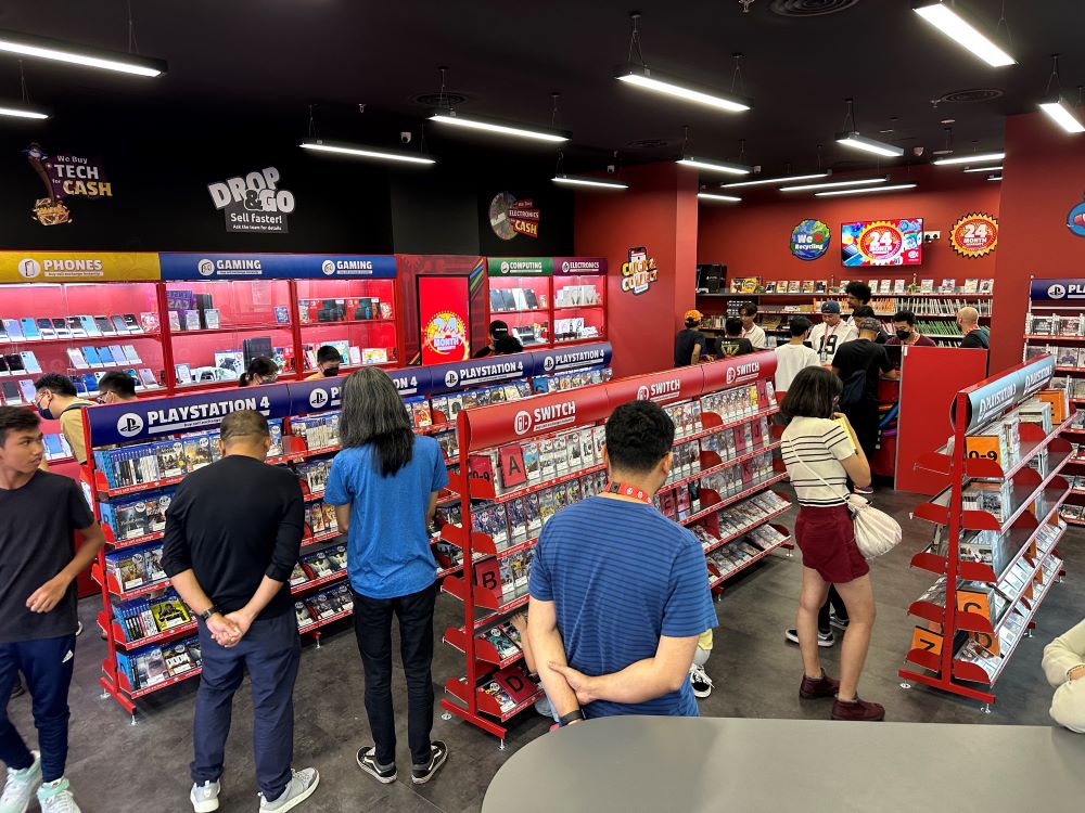 CeX Malaysia Launches First Store In Second Largest Mall In The World 